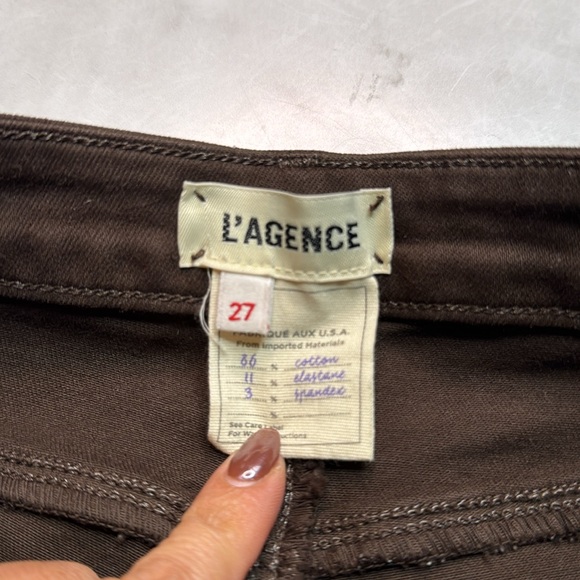 L'AGENCE Kendra High-Waisted Cropped Jeans Espresso Coated - Picture 4 of 7